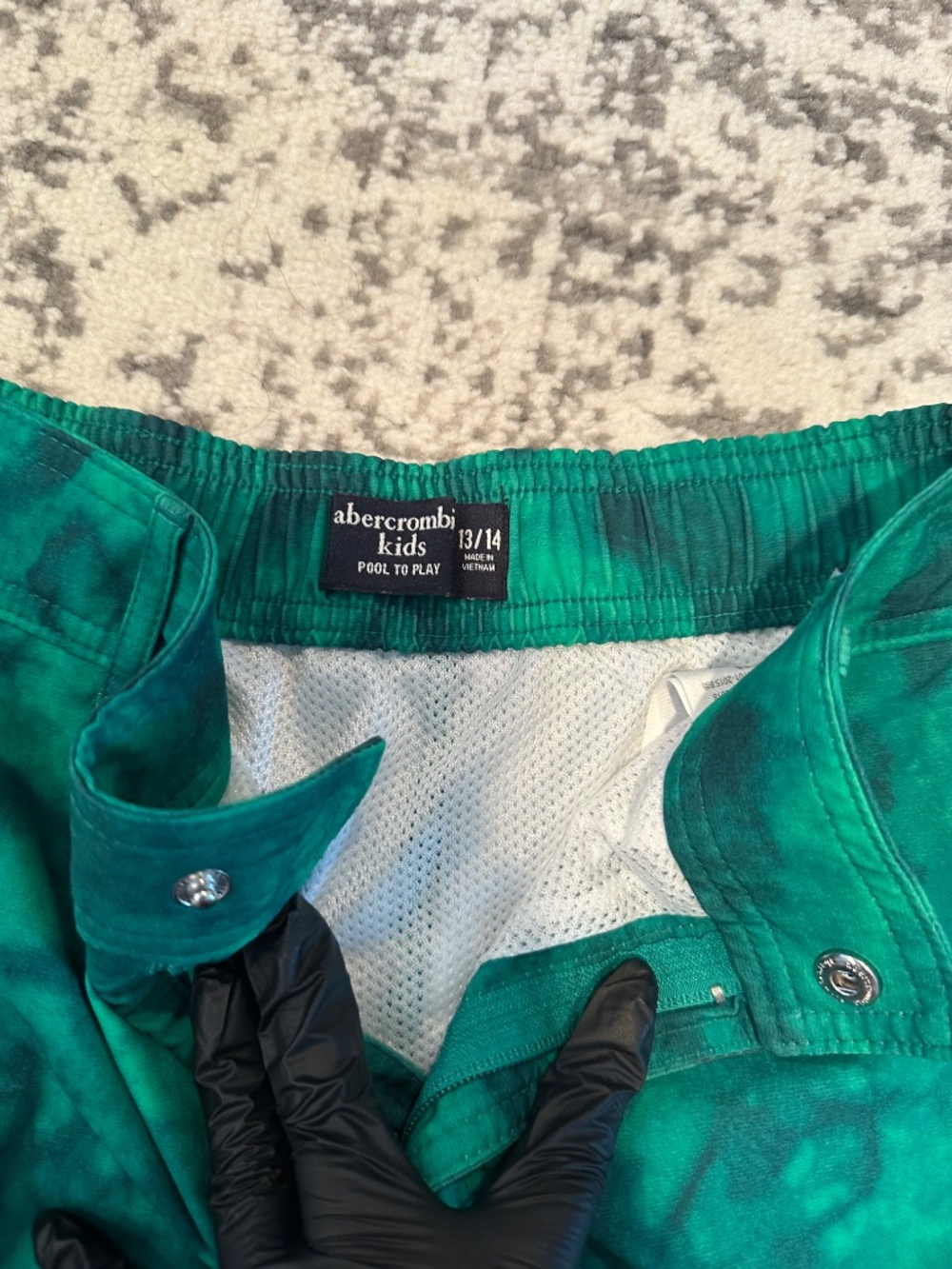 Boys Abercrombie Swim Bundle 🌊 4PC UPF 50 Shirts + Trunks (13/14) - Picture 11 of 11